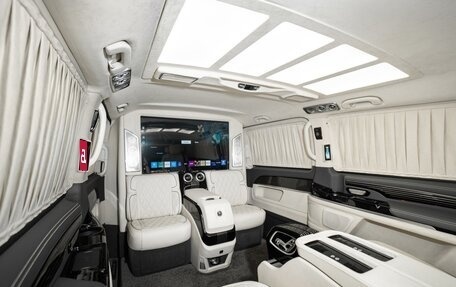 Mercedes-Benz V-Класс, 2024 год, 26 880 000 рублей, 1 фотография