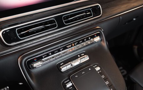 Mercedes-Benz V-Класс, 2024 год, 26 880 000 рублей, 24 фотография