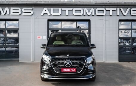 Mercedes-Benz V-Класс, 2024 год, 26 880 000 рублей, 20 фотография