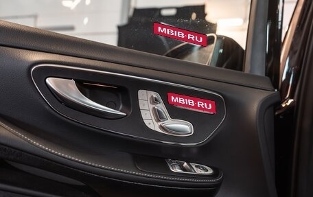 Mercedes-Benz V-Класс, 2024 год, 26 880 000 рублей, 23 фотография