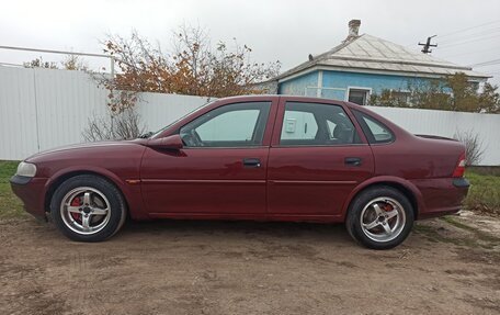 Opel Vectra B рестайлинг, 1997 год, 250 000 рублей, 6 фотография