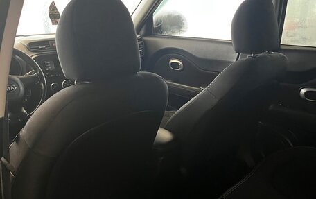 KIA Soul II рестайлинг, 2016 год, 1 100 000 рублей, 14 фотография