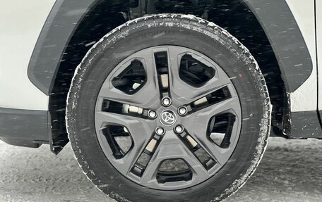 Toyota RAV4, 2025 год, 4 050 000 рублей, 8 фотография