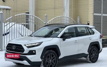 Toyota RAV4, 2025 год, 4 050 000 рублей, 4 фотография