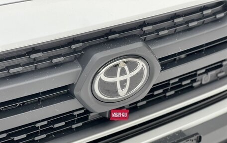 Toyota RAV4, 2025 год, 4 050 000 рублей, 11 фотография