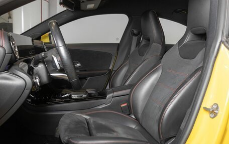 Mercedes-Benz CLA, 2019 год, 2 950 000 рублей, 10 фотография