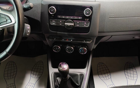 Renault Duster, 2022 год, 1 440 000 рублей, 13 фотография