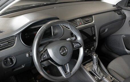 Skoda Octavia, 2020 год, 2 126 300 рублей, 5 фотография