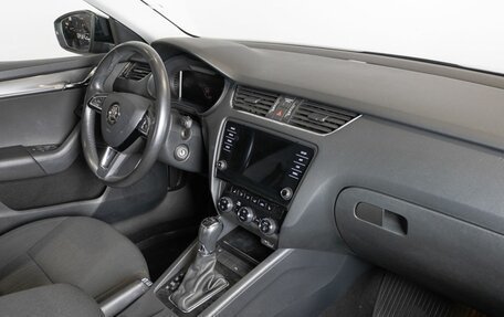 Skoda Octavia, 2020 год, 2 126 300 рублей, 8 фотография