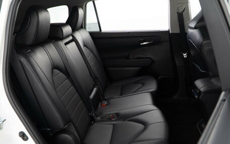 Toyota Highlander, 2021 год, 5 819 888 рублей, 7 фотография