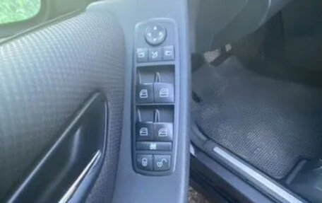 Mercedes-Benz B-Класс, 2011 год, 800 000 рублей, 6 фотография