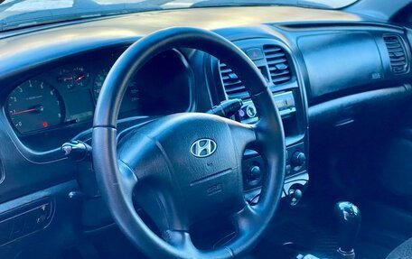 Hyundai Sonata IV рестайлинг, 2004 год, 350 000 рублей, 11 фотография