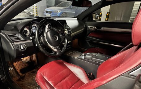 Mercedes-Benz E-Класс, 2016 год, 2 390 000 рублей, 10 фотография