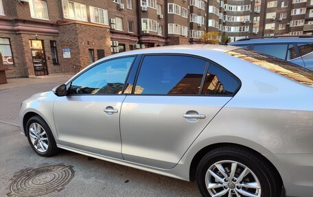 Volkswagen Jetta VI, 2015 год, 1 195 000 рублей, 12 фотография