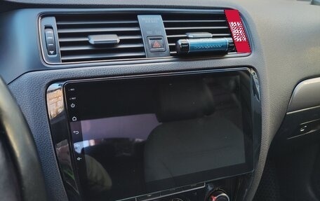 Volkswagen Jetta VI, 2015 год, 1 195 000 рублей, 15 фотография