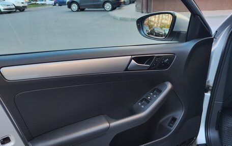 Volkswagen Jetta VI, 2015 год, 1 195 000 рублей, 16 фотография