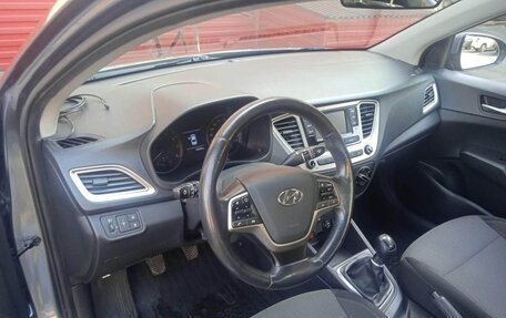 Hyundai Solaris II рестайлинг, 2019 год, 882 300 рублей, 10 фотография