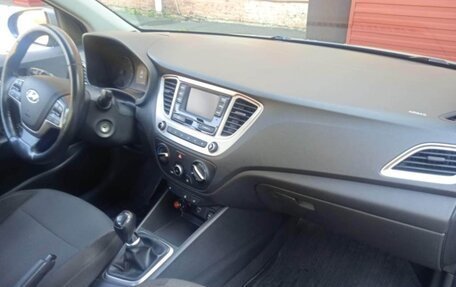Hyundai Solaris II рестайлинг, 2019 год, 882 300 рублей, 12 фотография