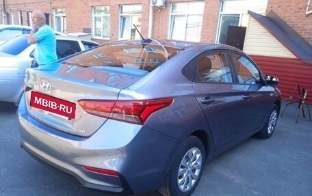 Hyundai Solaris II рестайлинг, 2019 год, 882 300 рублей, 3 фотография