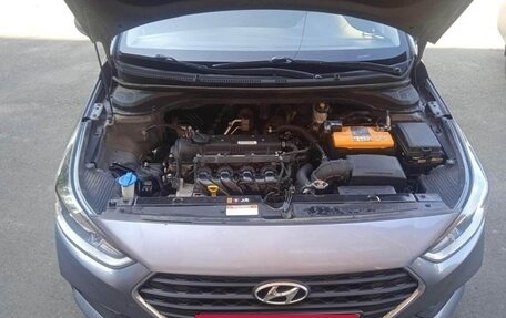 Hyundai Solaris II рестайлинг, 2019 год, 882 300 рублей, 13 фотография