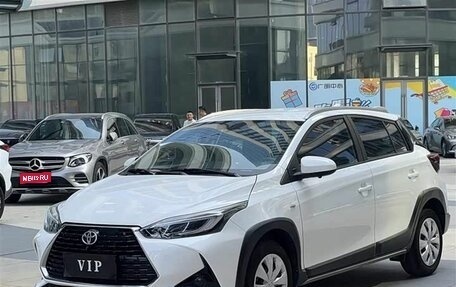 Toyota Yaris, 2022 год, 1 595 000 рублей, 1 фотография