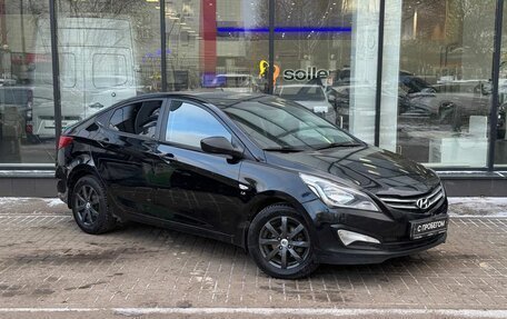 Hyundai Solaris II рестайлинг, 2015 год, 1 010 000 рублей, 3 фотография