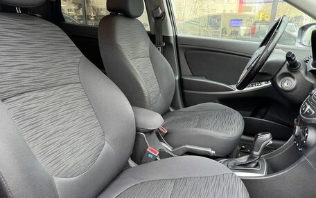 Hyundai Solaris II рестайлинг, 2015 год, 1 010 000 рублей, 10 фотография