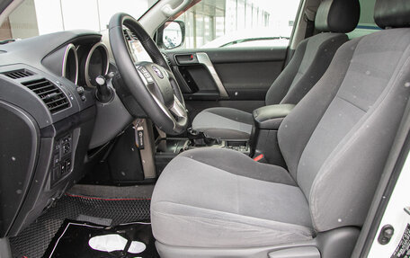 Toyota Land Cruiser Prado 150 рестайлинг 2, 2012 год, 2 987 000 рублей, 12 фотография