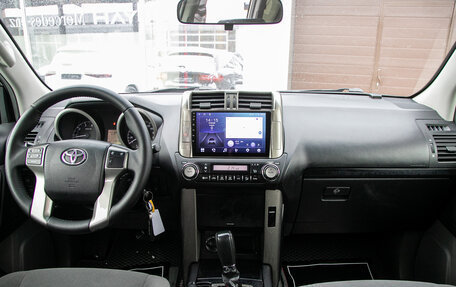 Toyota Land Cruiser Prado 150 рестайлинг 2, 2012 год, 2 987 000 рублей, 21 фотография