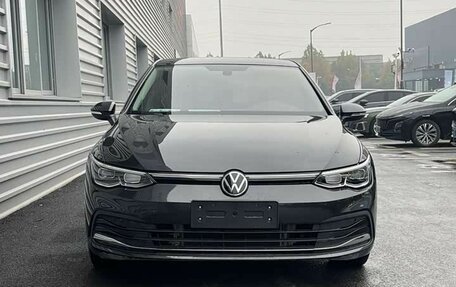 Volkswagen Golf VIII, 2022 год, 2 155 000 рублей, 2 фотография