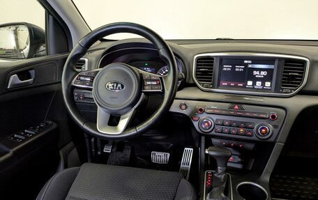 KIA Sportage IV рестайлинг, 2020 год, 2 675 000 рублей, 30 фотография