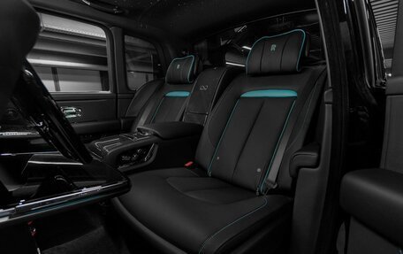 Rolls-Royce Cullinan, 2024 год, 53 125 000 рублей, 33 фотография