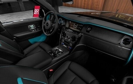 Rolls-Royce Cullinan, 2024 год, 53 125 000 рублей, 27 фотография