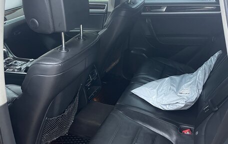 Volkswagen Touareg III, 2010 год, 1 750 000 рублей, 5 фотография