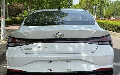 Hyundai Elantra, 2022 год, 1 695 000 рублей, 5 фотография