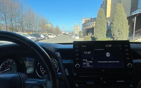 Toyota Camry, 2021 год, 2 800 000 рублей, 5 фотография