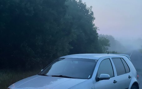 Volkswagen Golf IV, 2002 год, 205 000 рублей, 2 фотография