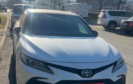 Toyota Camry, 2021 год, 2 800 000 рублей, 7 фотография