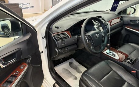 Toyota Camry, 2013 год, 1 799 999 рублей, 10 фотография