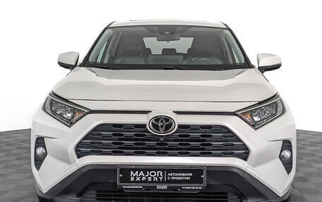Toyota RAV4, 2020 год, 3 350 000 рублей, 2 фотография