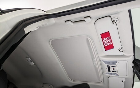 Toyota RAV4, 2020 год, 3 350 000 рублей, 23 фотография