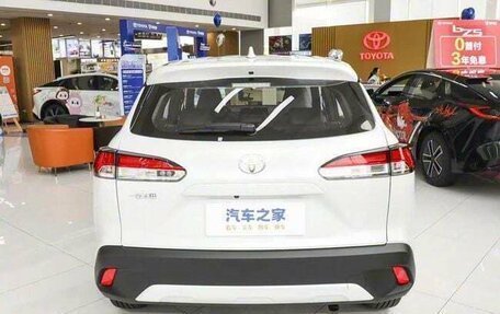 Toyota Corolla, 2025 год, 4 351 000 рублей, 3 фотография