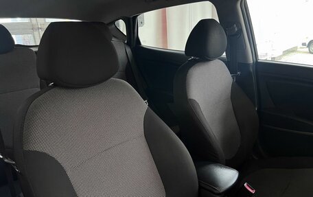 Hyundai Solaris II рестайлинг, 2012 год, 602 000 рублей, 12 фотография