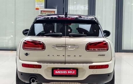 MINI Clubman, 2022 год, 3 250 000 рублей, 7 фотография