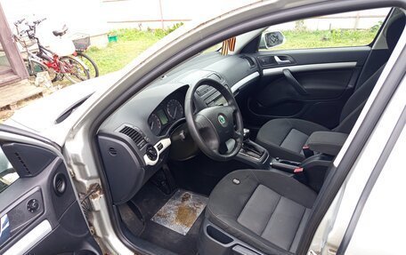 Skoda Octavia, 2006 год, 500 000 рублей, 5 фотография