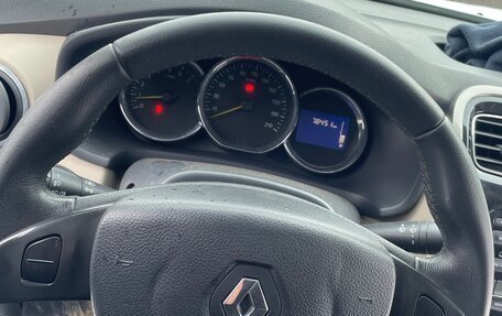 Renault Logan II, 2016 год, 690 000 рублей, 6 фотография