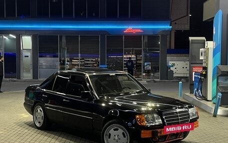 Mercedes-Benz E-Класс, 1994 год, 1 240 000 рублей, 9 фотография