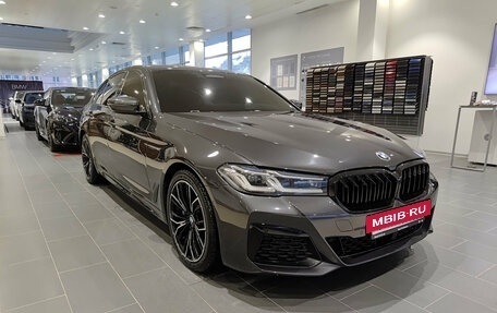 BMW 5 серия, 2021 год, 5 650 000 рублей, 3 фотография