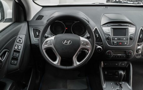 Hyundai ix35 I рестайлинг, 2014 год, 1 240 000 рублей, 13 фотография
