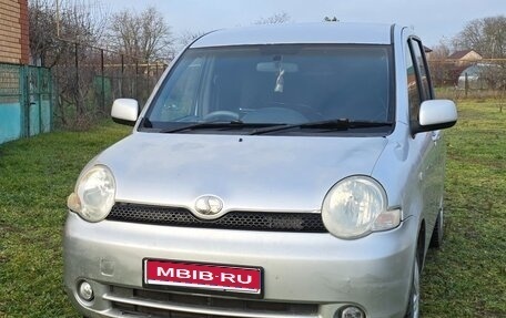 Toyota Sienta I, 2003 год, 430 000 рублей, 1 фотография